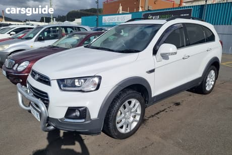 White 2018 Holden Captiva Wagon Active 7 Seater