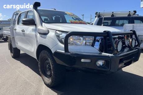 White 2020 Toyota Hilux Double Cab Chassis Sr (4X4)