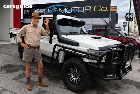 White 2015 Toyota Landcruiser Cab Chassis Gx (4X4)