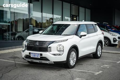 White 2024 Mitsubishi Outlander Wagon Ls 7 Seat (2Wd)