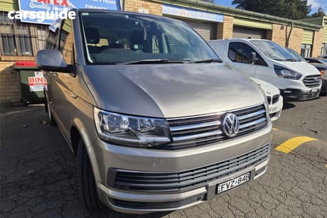 Beige 2016 Volkswagen Multivan Wagon Comfortline Tdi340