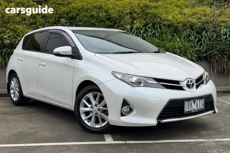 White 2014 Toyota Corolla Hatchback Ascent Sport