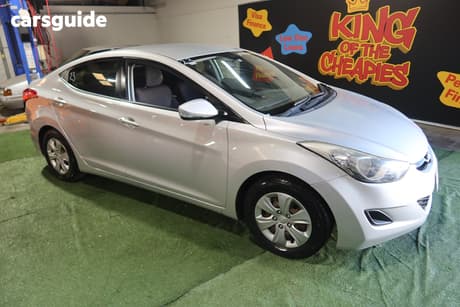Silver 2013 Hyundai Elantra Sedan Active