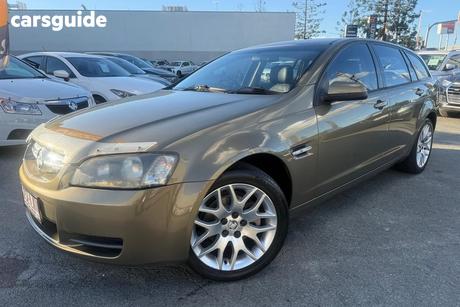 Beige 2008 Holden Commodore Sportswagon Omega