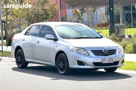 Silver 2009 Toyota Corolla Sedan Ascent