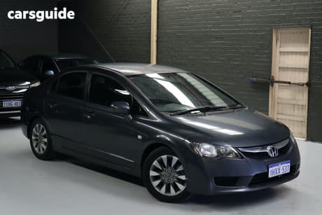 Grey 2010 Honda Civic Sedan Vti-L