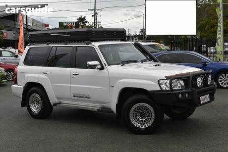White 2016 Nissan Patrol Wagon St (4X4)