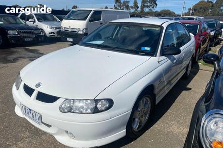 White 2001 Holden Commodore Sedan EXECUTIVE