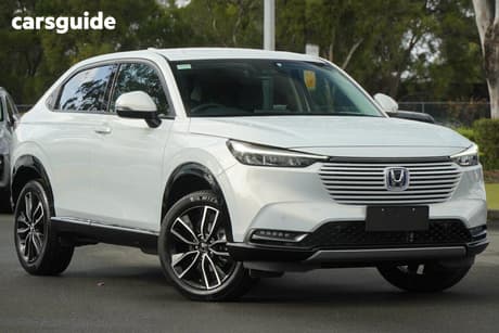 White 2024 Honda HR-V Wagon E:Hev L