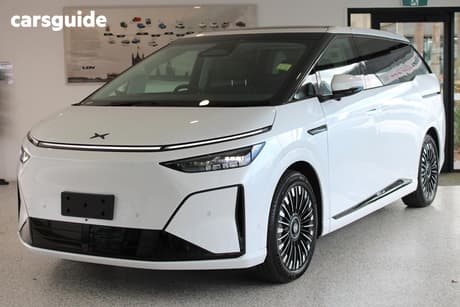 White 2026 Xpeng X9 Wagon Awd Performance