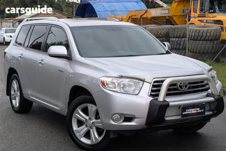 Silver 2009 Toyota Kluger Wagon Grande (4X4)