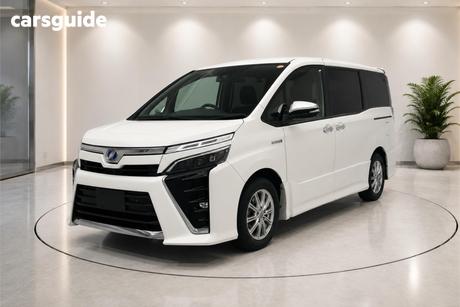White 2018 Toyota Voxy Sedan