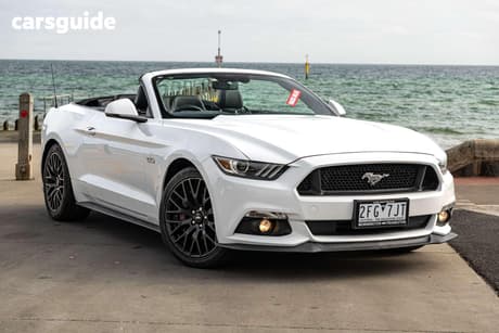White 2015 Ford Mustang Convertible Gt 5.0 V8