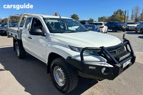 White 2021 Mitsubishi Triton Club Cab Chassis Glx (4X4)