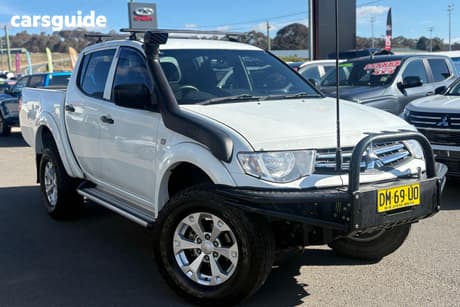 2014 Mitsubishi Triton Double Cab Utility Glx (4X4)