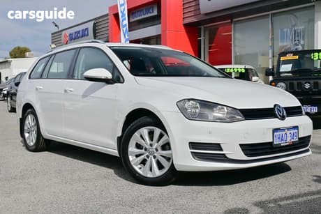 White 2016 Volkswagen Golf Wagon 92 Tsi Comfortline