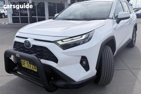 White 2022 Toyota RAV4 Wagon Gx (Awd) Hybr Full Size Spare