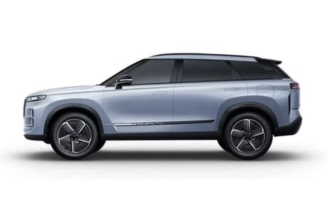 Silver 2026 Jaecoo J7 Wagon Track