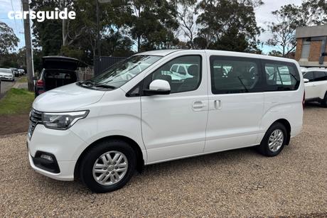 White 2019 Hyundai Imax Wagon Active