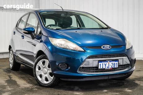 Blue 2010 Ford Fiesta Hatchback Cl