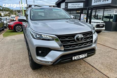 Silver 2022 Toyota Fortuner Wagon Gxl