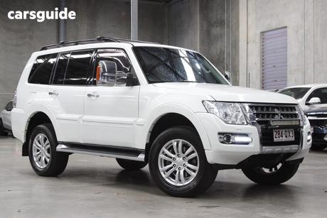 White 2017 Mitsubishi Pajero Wagon Gls Lwb (4X4)