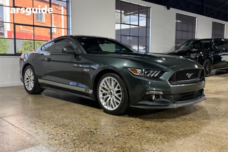 Green 2015 Ford Mustang Coupe Fastback Gt 5.0 V8