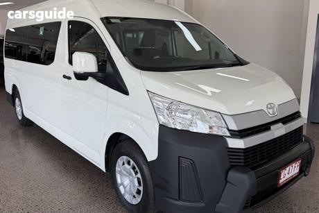 White 2019 Toyota HiAce Bus Commuter (12 Seats)