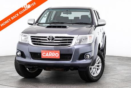 Grey 2014 Toyota Hilux Dual Cab Pick-up Sr5 (4X4)