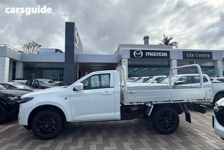 White 2026 Mazda BT-50 Freestyle Cab Chassis Xt (4X2)