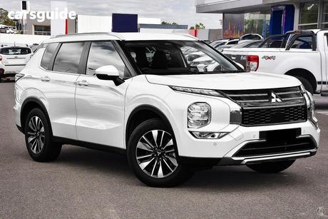 White 2026 Mitsubishi Outlander Wagon Ls 7 Seat (2Wd)