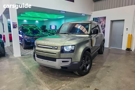 Green 2023 Land Rover Defender Wagon 110 P300 S (221Kw)