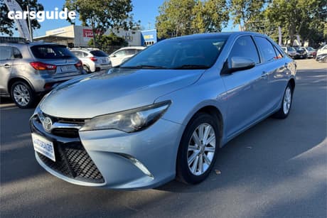Blue 2015 Toyota Camry Sedan Atara S