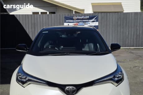 White 2017 Toyota C-HR Wagon Koba (2Wd)