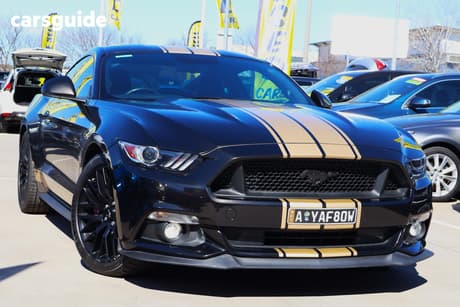 Silver 2017 Ford Mustang Coupe Fastback Gt 5.0 V8