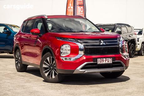 Red 2025 Mitsubishi Outlander Wagon Ls 7 Seat (2Wd)