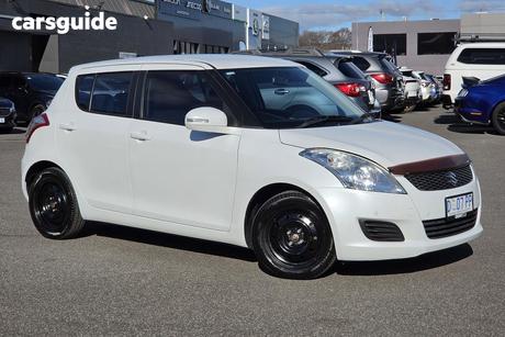 White 2013 Suzuki Swift Hatchback Gl