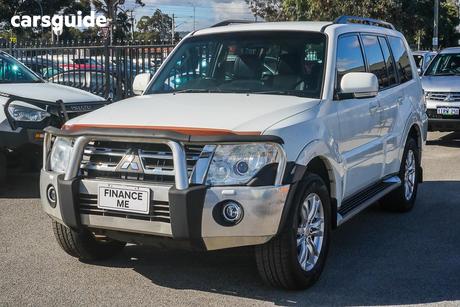 White 2012 Mitsubishi Pajero Wagon Vr-X Lwb (4X4)