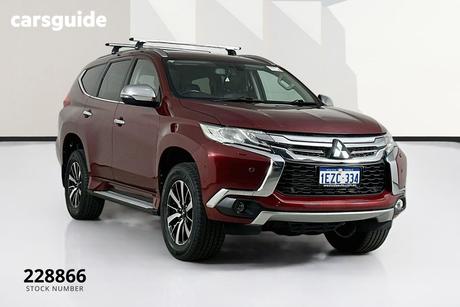 Red 2016 Mitsubishi Pajero Sport Wagon Exceed (4X4)