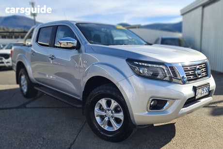 Grey 2019 Nissan Navara Dual Cab Pick-up St (4X2)