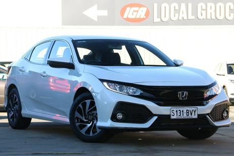 White 2018 Honda Civic Hatchback Vti-S