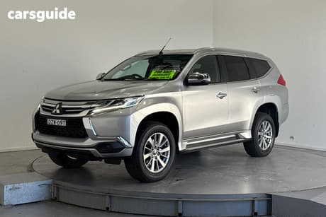 Silver 2018 Mitsubishi Pajero Sport Wagon Glx (4X4) 5 Seat