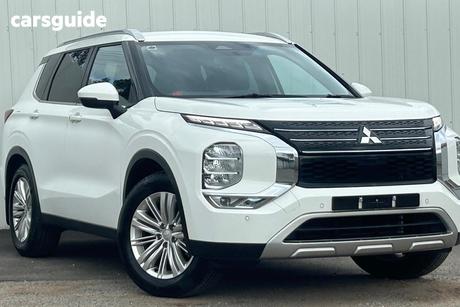 White 2022 Mitsubishi Outlander Wagon Ls 7 Seat (2Wd)