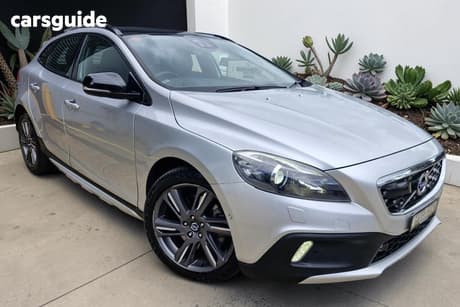Silver 2014 Volvo V40 Cross Country Hatch D4 LUXURY F