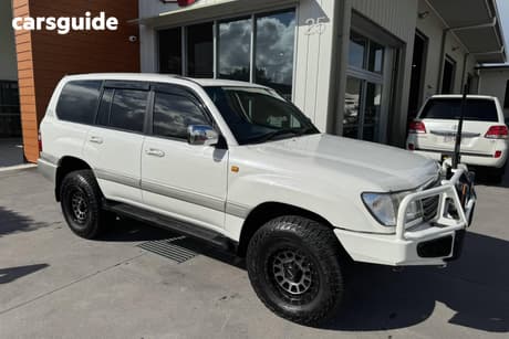 White 2003 Toyota Landcruiser Wagon Sahara (4X4)