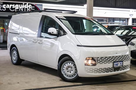 White 2022 Hyundai Staria Wagon