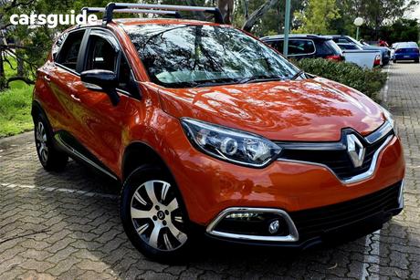 Orange 2016 Renault Captur Wagon Expression