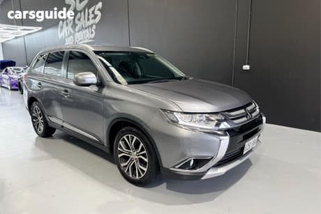 Grey 2018 Mitsubishi Outlander Wagon Ls 7 Seat (Awd)