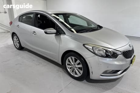 Silver 2013 Kia Cerato Sedan Si
