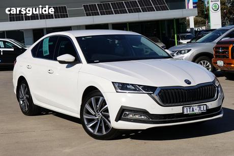 White 2023 Skoda Octavia Sedan Style 110Tsi